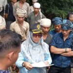 Kejari Lebak Ria Ramadhayati membacakan nota kesepahaman batas wilayah antara Adat Baduy dan Cibarani. /Chanel Banten/Galuh Malpiana